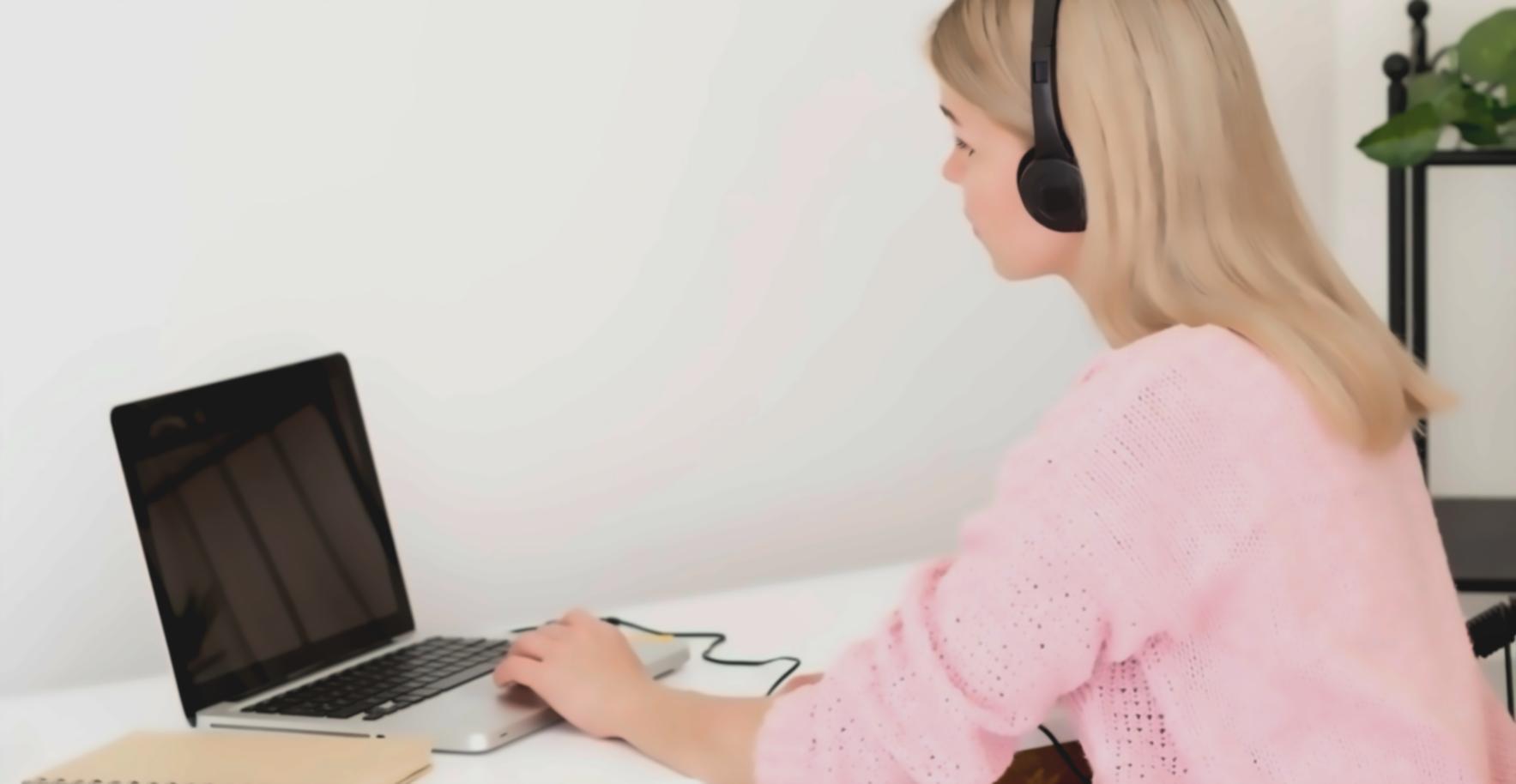 Detailansicht einer Budgetanalyse mit Diagrammen und Kennzahlen